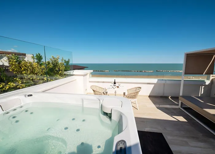 Hotel Trevi - Cattolica Family Resort